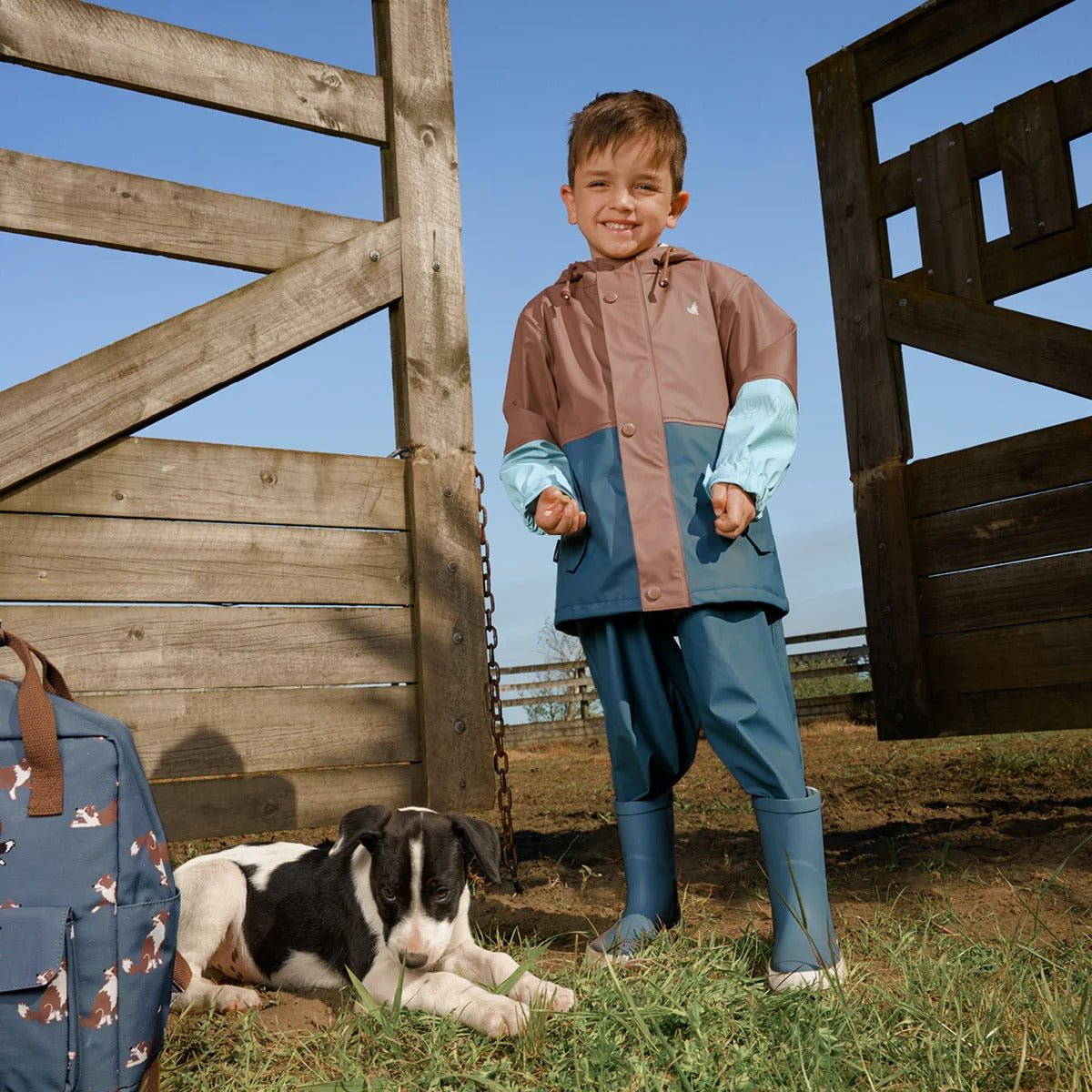 Crywolf Explorer Jacket Pinecone - Rain Jacket - April