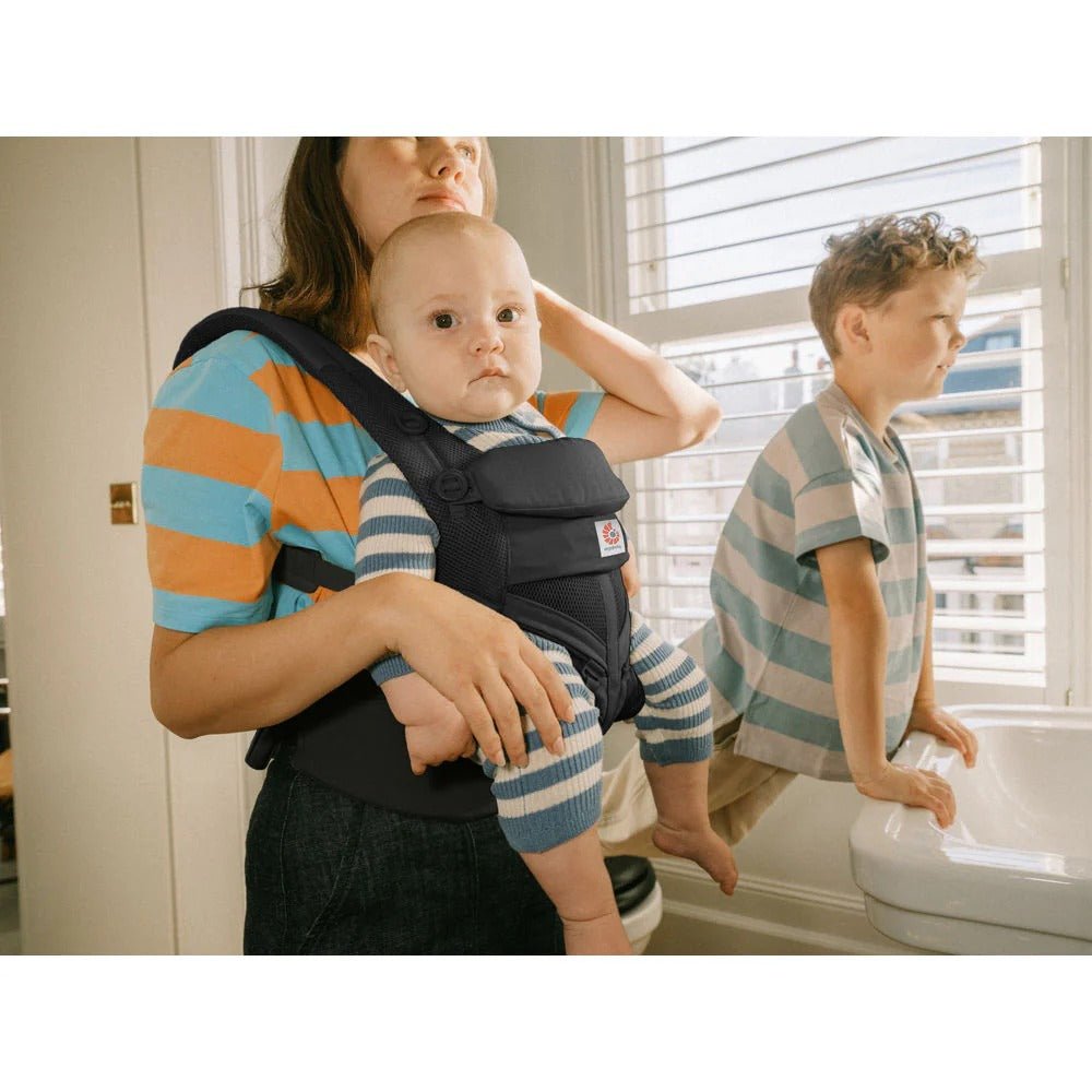 Shop Ergobaby Omni Classic Carrier - Onyx Black NZ | Premium Carriers for School Kids