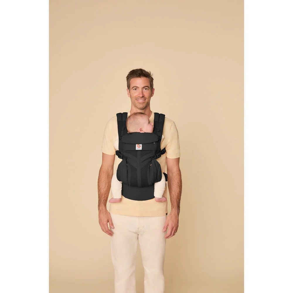 Shop Ergobaby Omni Classic Carrier - Onyx Black NZ | Premium Carriers for School Kids