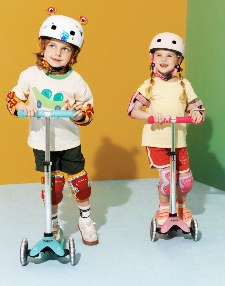 Mini Micro Deluxe Glow LED Plus 3 Wheel Scooter - Glacier Aqua - HYPHEN KIDS