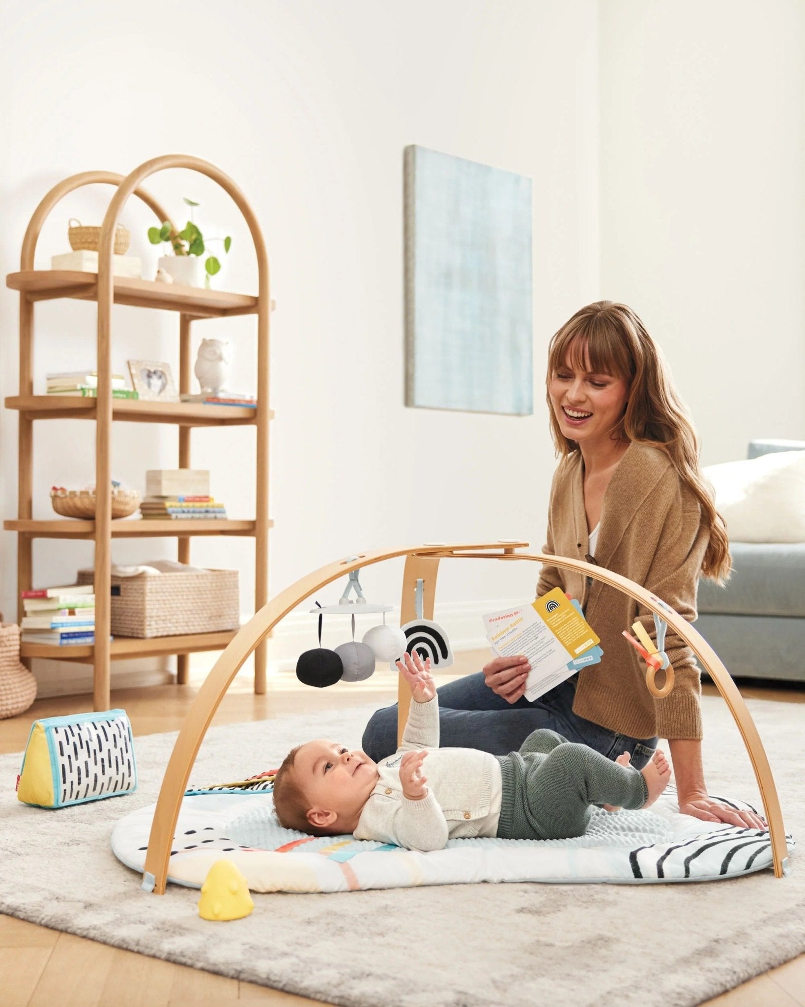 Skip Hop Discoverosity Deluxe Activity Gym Activity Gym for kids