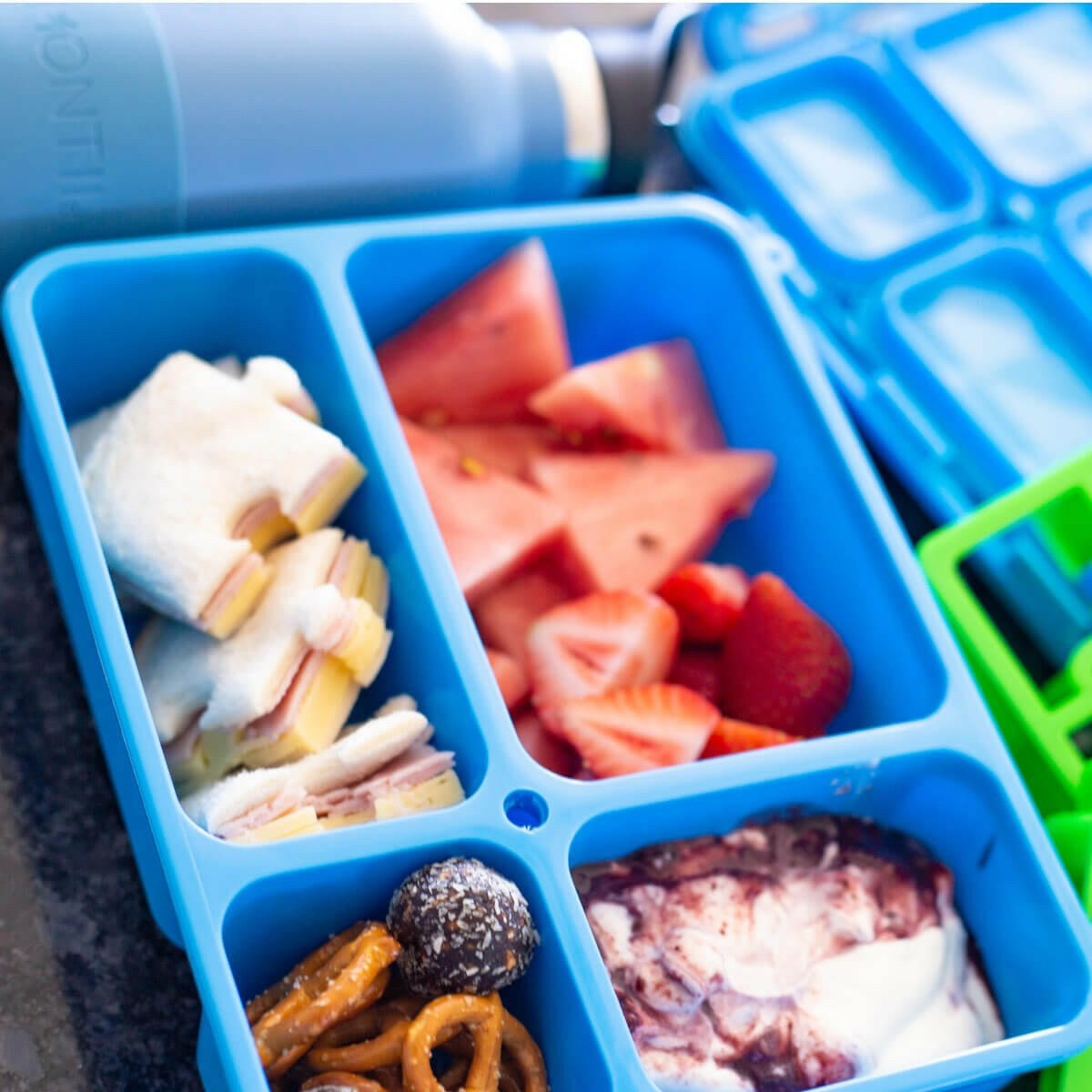 Go Green Break Box Medium - Blue - Lunch Boxes - Medium Lunch Box